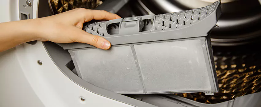 Signs Of A Clogged Dryer Lint Trap in Zion, Illinois